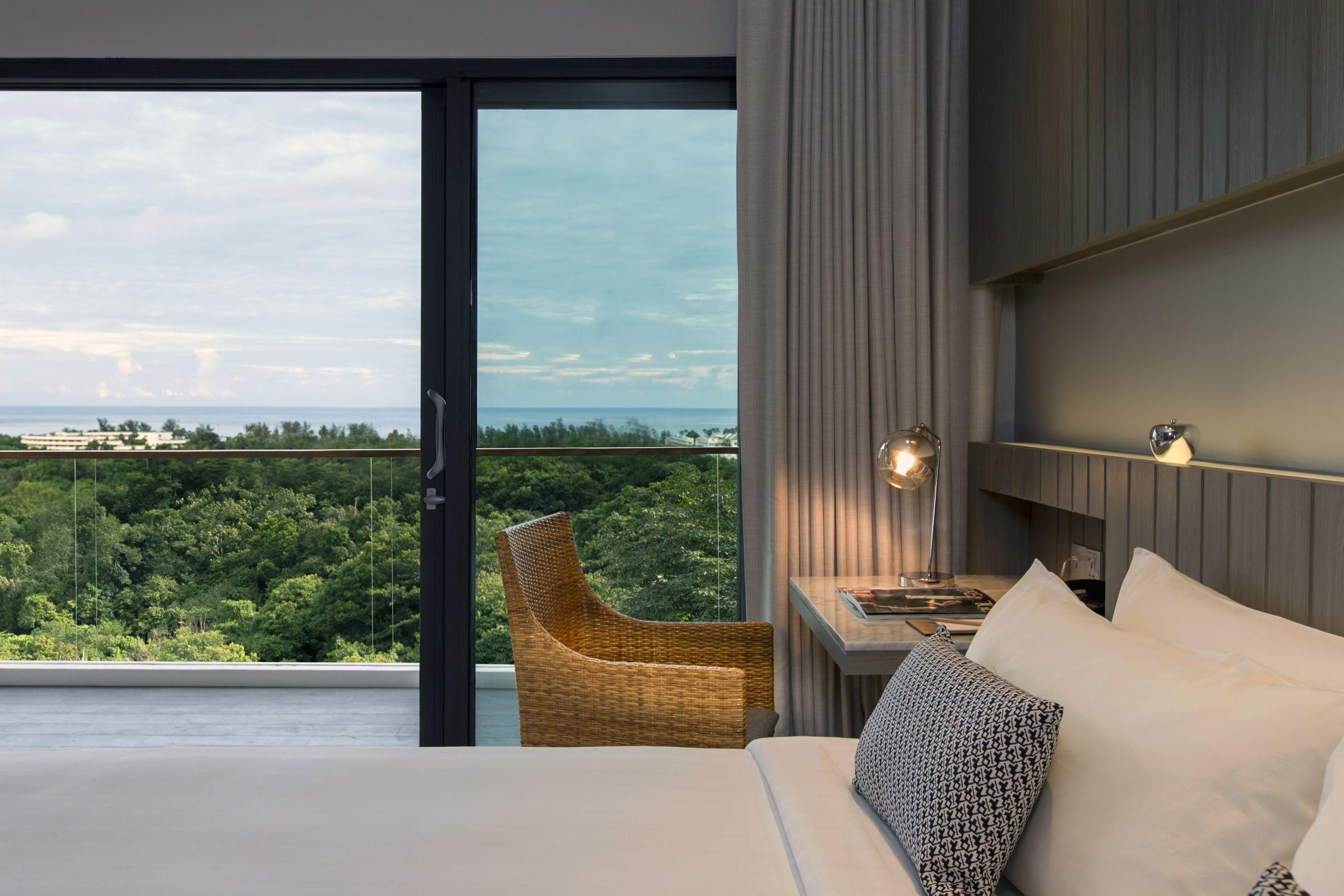 Hotel Ikon Phuket - Sha Extra Plus Karon Extérieur photo