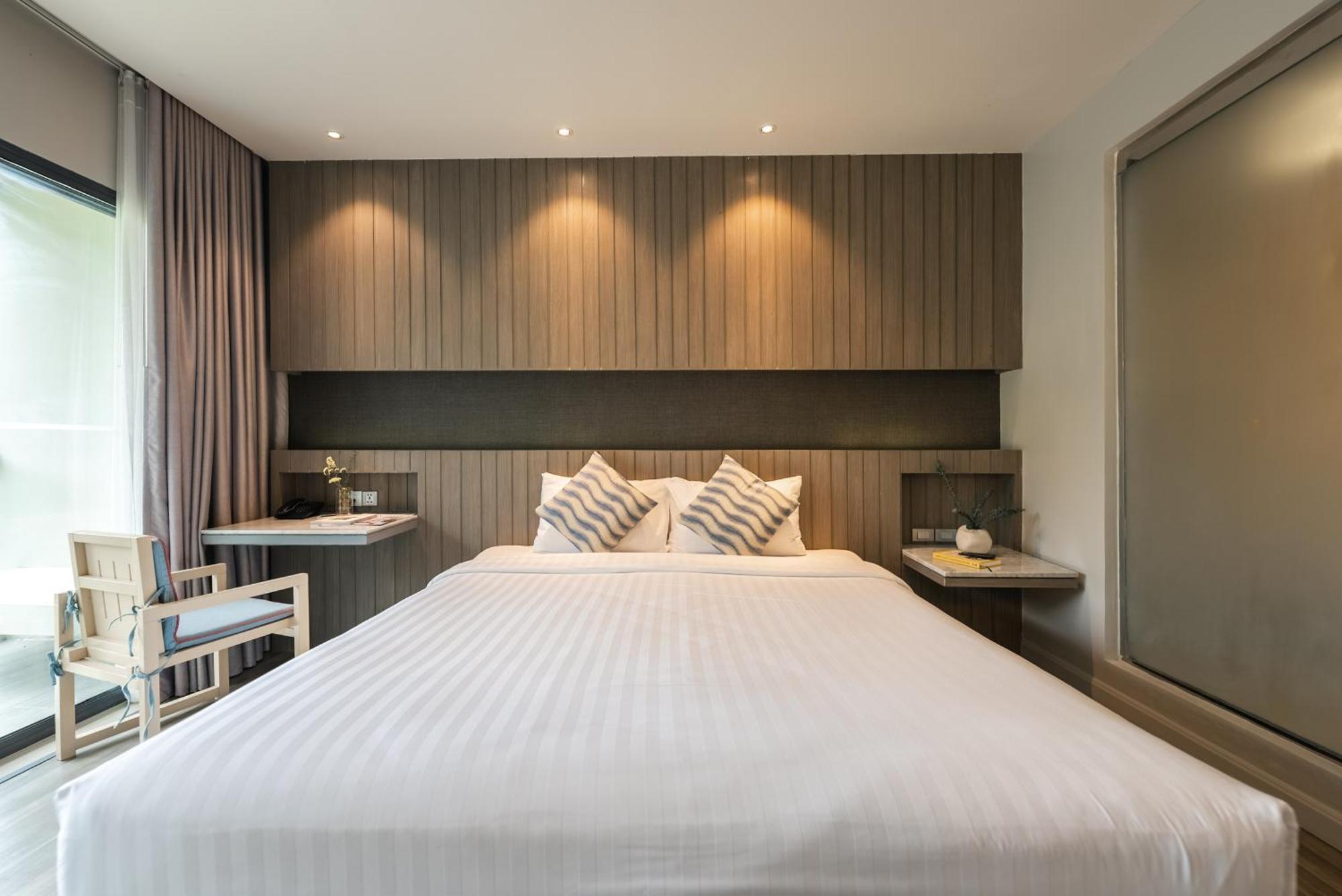 Hotel Ikon Phuket - Sha Extra Plus Karon Extérieur photo