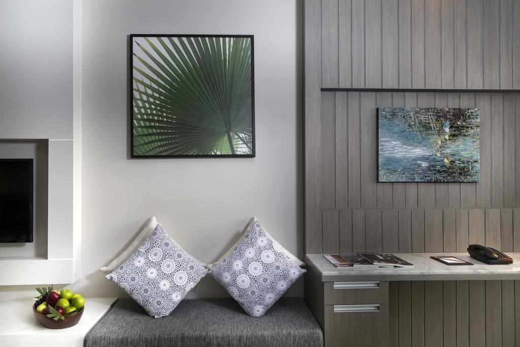 Hotel Ikon Phuket - Sha Extra Plus Karon Extérieur photo