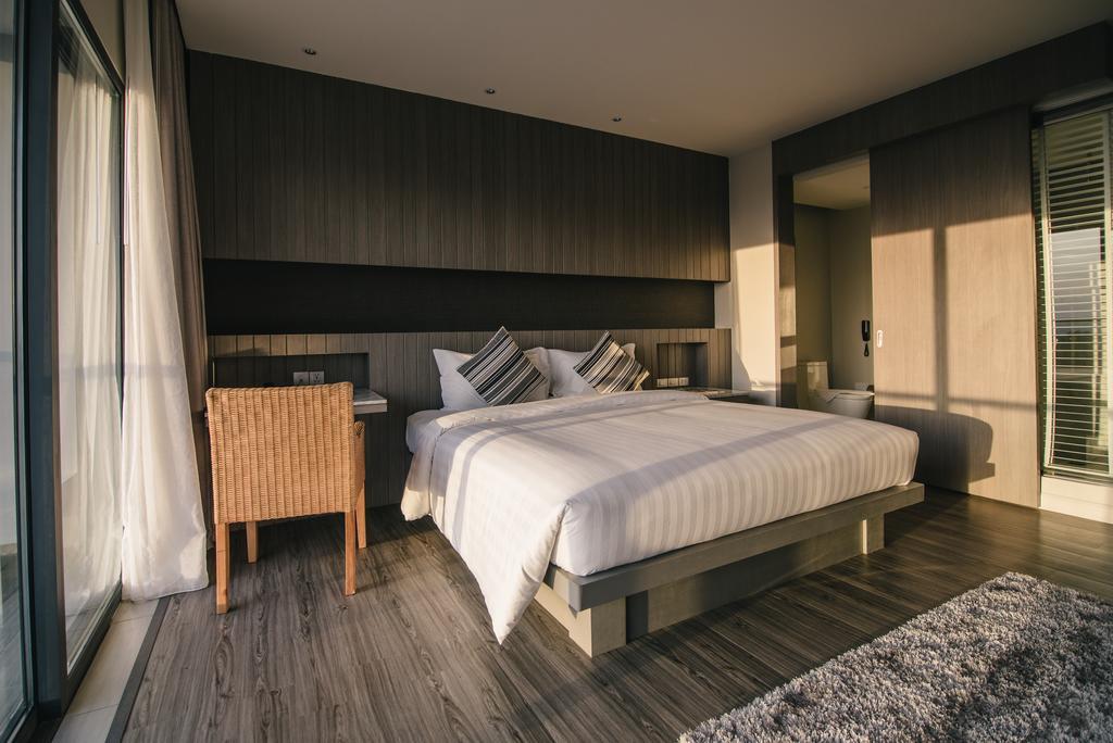 Hotel Ikon Phuket - Sha Extra Plus Karon Extérieur photo